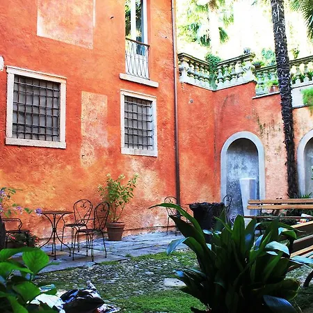 Couette-café Al Dom Orta San Giulio