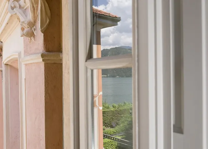 Alojamento de Acomodação e Pequeno-almoço Al Dom Orta San Giulio