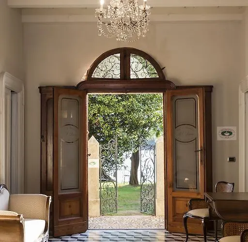 Alojamento de Acomodação e Pequeno-almoço Al Dom Orta San Giulio